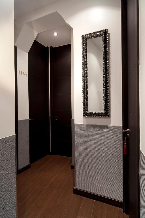 Thc Latina Hostel Madrid Eksteriør billede